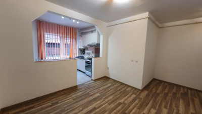 Vanzare Apartament, 2 Camere, 44 mp, Zona Strazii Lunii!