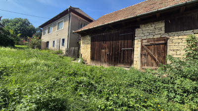 Casa Veche + Sura + Anexe | 70 mp utili | 3600 mp teren | Deusu - Chinteni !